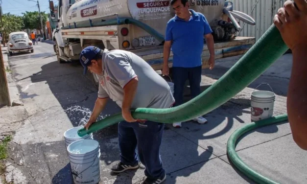 Suman más de 20 días sin agua en Tlaquepaque Centro